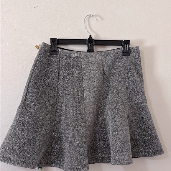 Express Gray Sparkly Skirt Size 8 - Picture 1 of 8